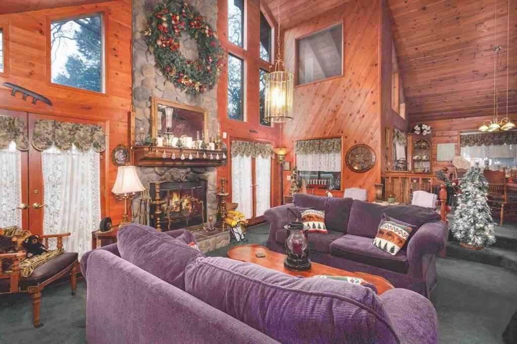 Lakeview 3-Story Winter Home Crestline Екстер'єр фото